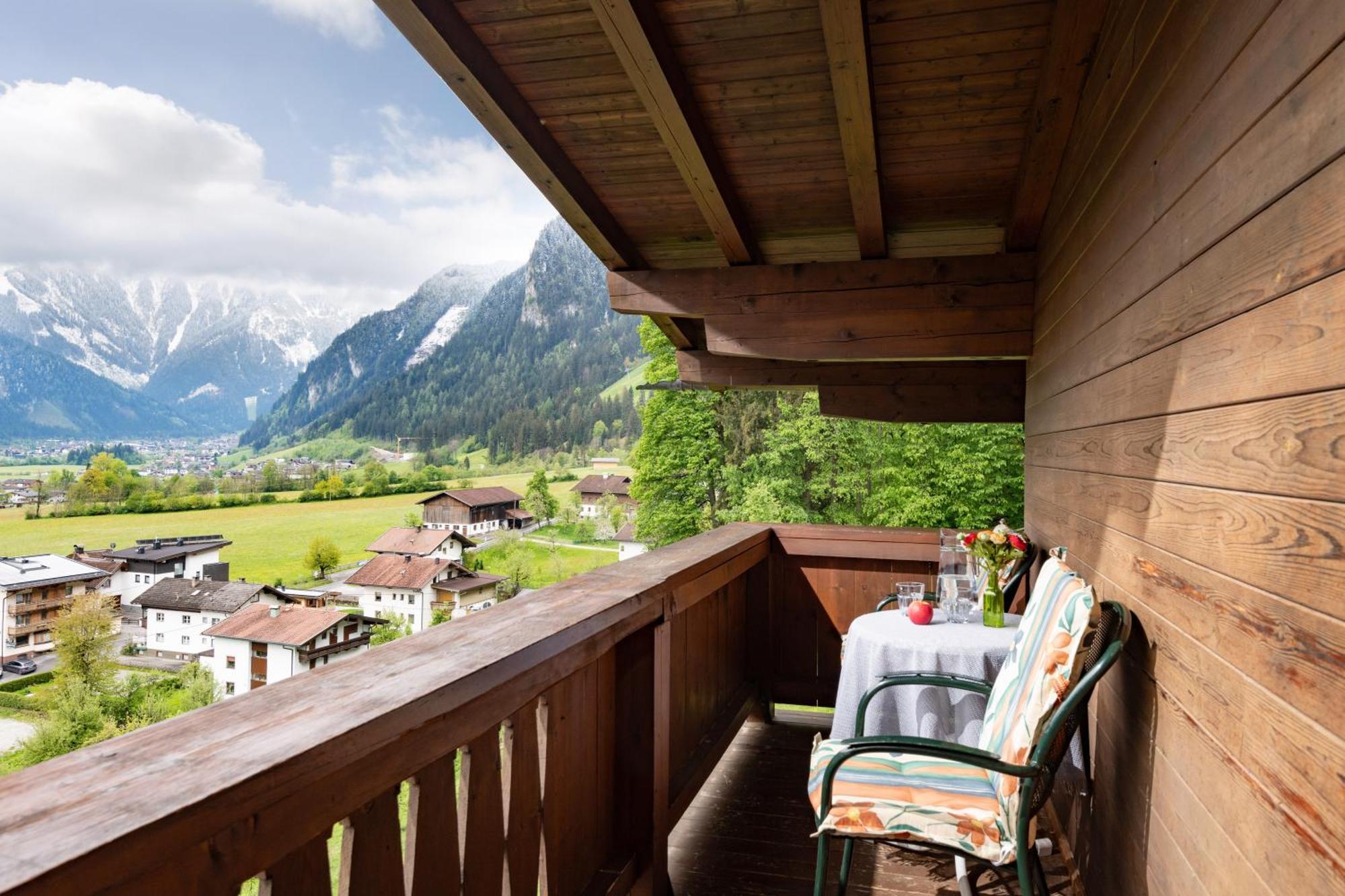 Ferienhaus Am Steindl "Steindlhof" Apartment Schwendau Exterior photo